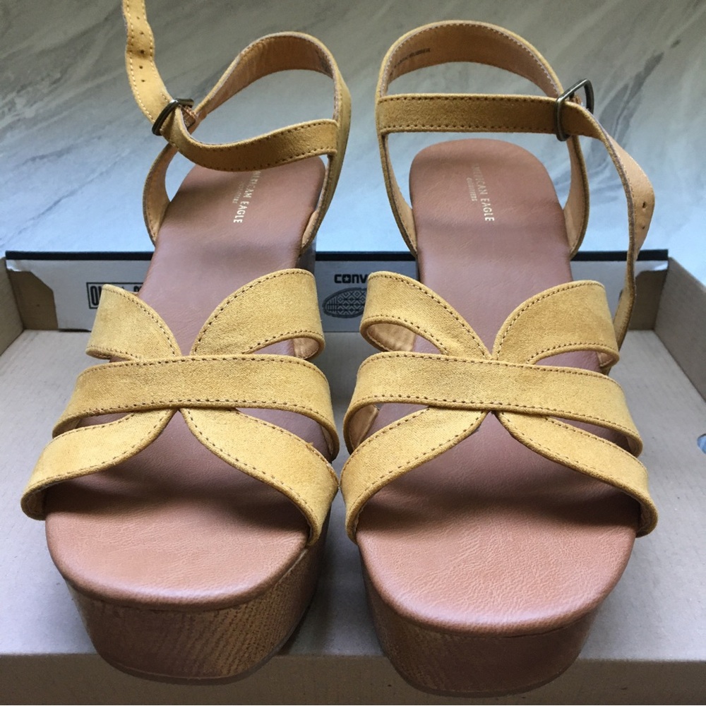 Pale Mustard Yellow Heels